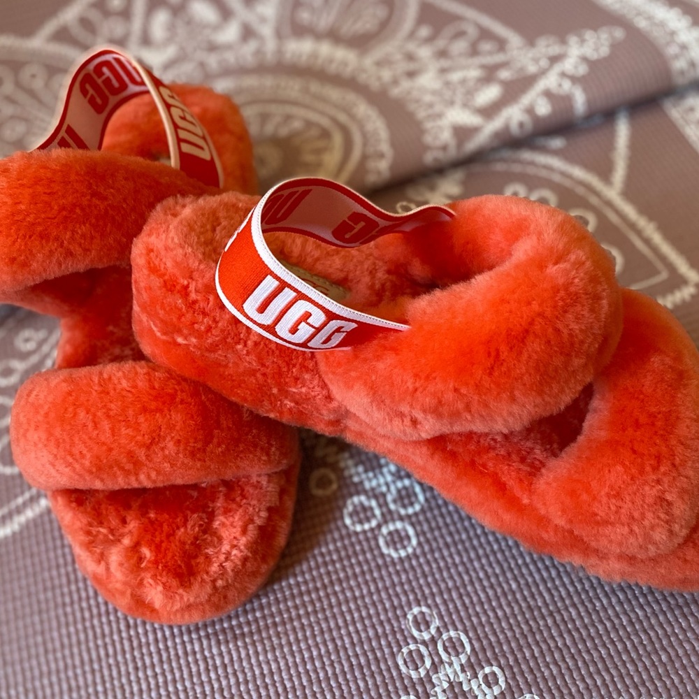 UGG - OH YEAH SLIDES - Lava Flow